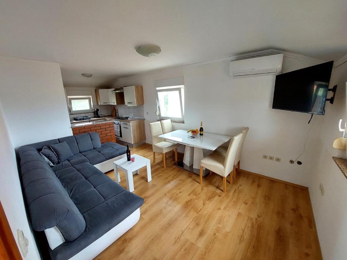 Apartman Zeljo Galižana المظهر الخارجي الصورة